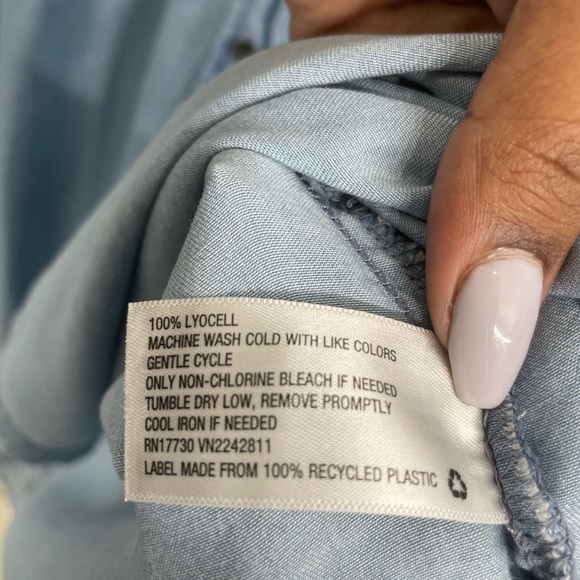 Ava & Viv Plus Size Chambray Dress - Picture 5 of 5